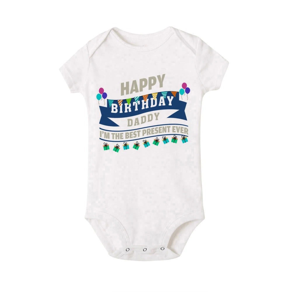 בגד גוף לתינוק Happy Birthday Daddy בעיצוב חגיגי