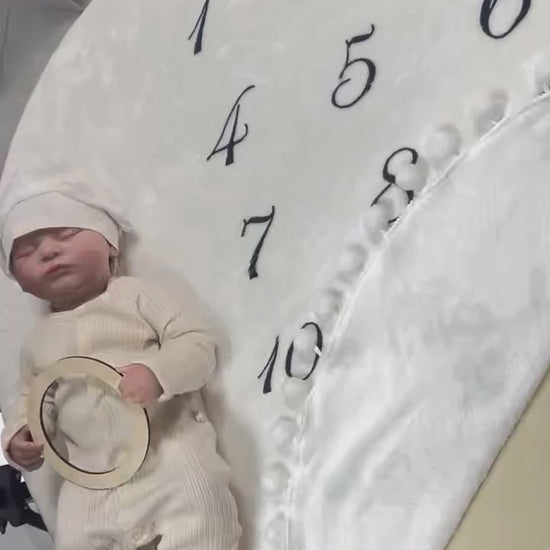 שמיכת אבני דרך לתינוק עם לוח שנה חודשי 100x100 ס"מ