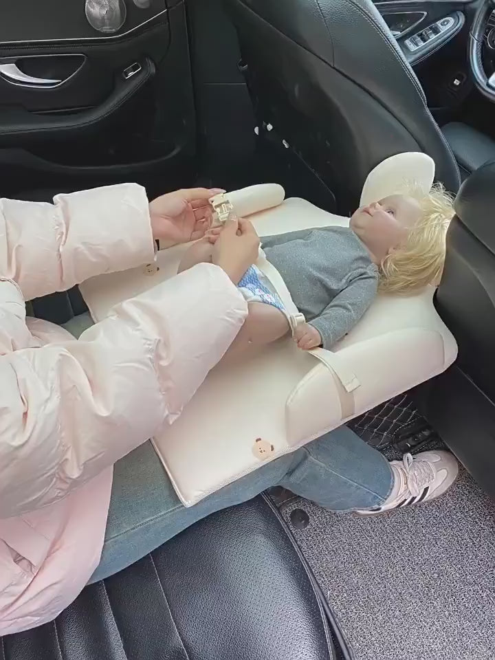 משטח החתלה לתינוק לרכב מתקפל למושב אחורי