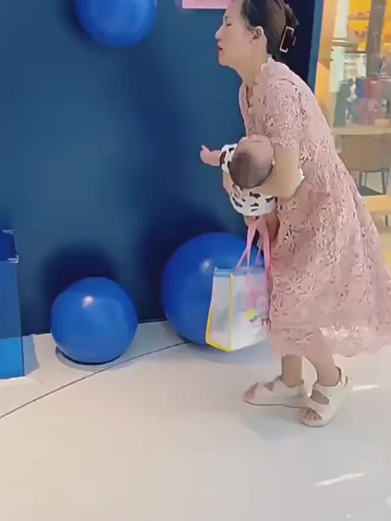 מנשא בד רך ונושם לתינוק, עיצוב ארגונומי לניו-בורן ופעוטות